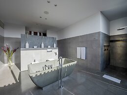 Villa Issi