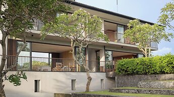 Arnalaya Beach House