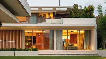 The Iman Villa