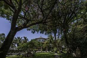 Villa Anyar