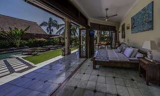Villa Anyar