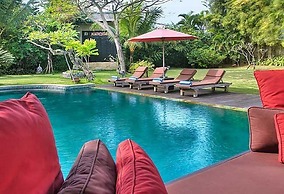 Villa Anyar