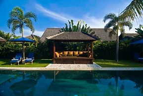 Villa Moyo
