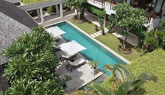 Villa Tenang by Nakula