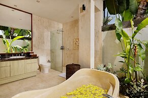 Villa Tenang by Nakula