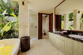 Villa Tenang by Nakula