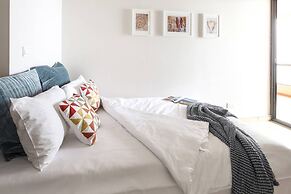 Full SEA Views! Gorgeous 2BR in JBR - Sleeps 6