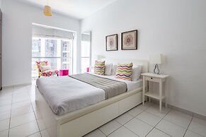 Modern + Bright 2BR With Dubai Marina Views!