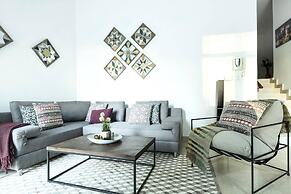 Remarkable & Gorgeous 1BR Loft in Jbr!