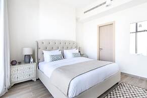 Superior + Luxurious 3BR - Sleeping 8! New!