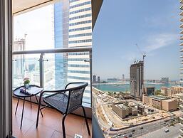 Elegant and Spacious 2BR w/ Sea Views in Marina!