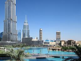 Spectacular 2BR in Upscale Burj Khalifa District