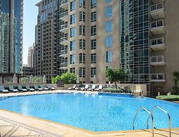 Spectacular 2BR in Upscale Burj Khalifa District