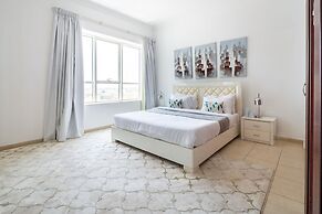 Premier 1BR Apartment in JLT - Sleeps 3!