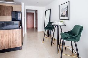 Modern Rustic Studio Apartment in Downtown Dubai