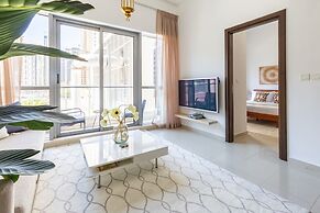 Flashy & Vibrant 1BR Apartment in Dubai Marina!