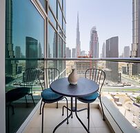 Sophisticated 2BR With Stunning Burj Khalifa Views
