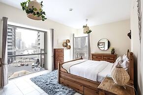 Trendy & Modern 1BR in Marina - Sleeps 4!