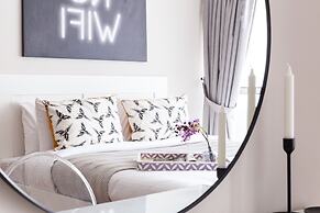 Upscale Studio Apartment in JLT