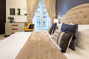 Uniquely Elegant 2BR In Prestigious Downtown Dubai!
