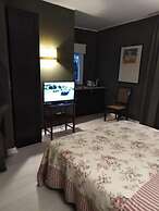 Neathon Rooms