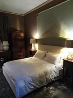 Neathon Rooms