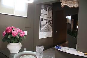 Neathon Rooms