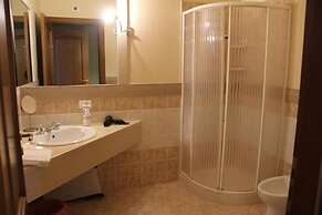 Neathon Rooms