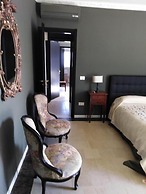 Neathon Rooms