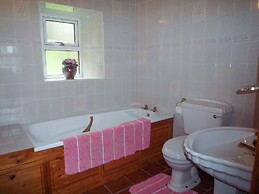 Angelas Farmhouse