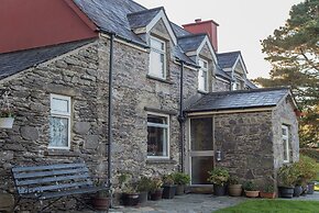 Angelas Farmhouse