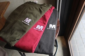 MATERIAL Fuchomae