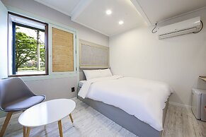 Diamond Hotel