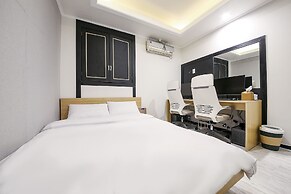 Diamond Hotel