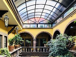 Hotel Mansión Virreyes