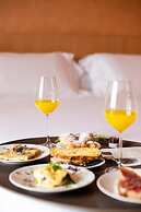 DoubleTree by Hilton Dubai M Square Hotel & Residences