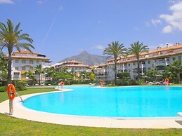 Beachpuerto Banus Marbella Apartment Garden View