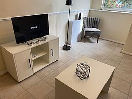 Reading 3 Bedroom apartment