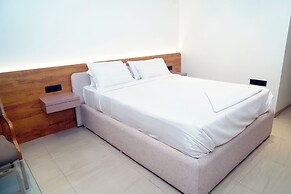 Utkarsh Hotel