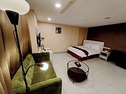Sayo Hotel