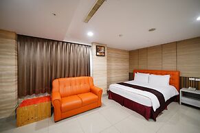 Sayo Hotel