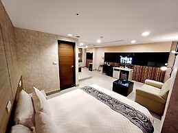 Sayo Hotel