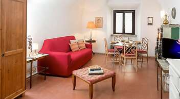 Arco in Pantheon Apartments