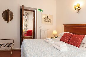 Arco in Pantheon Apartments