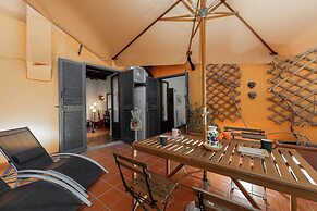 Arco in Pantheon Apartments
