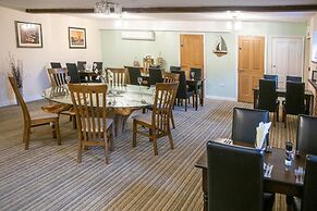 Sutton Staithe Hotel