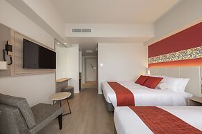 Hewitt Resort Naha