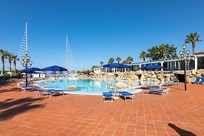Phi Hotel Sighientu