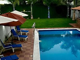 Hotel Sacre