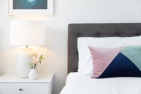 Azure Apartments by Urban Rest